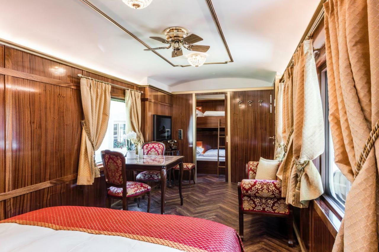 Luxury Lodge - Lener Express 프라인펠트 외부 사진